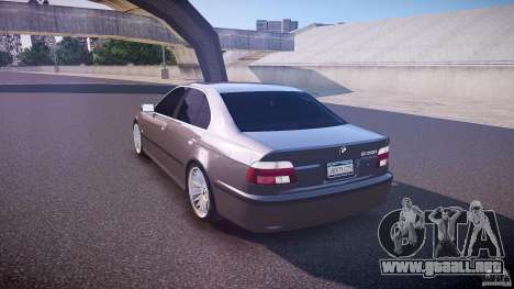 BMW 530I E39 stock white wheels para GTA 4