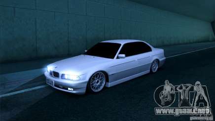 BMW 750i para GTA San Andreas