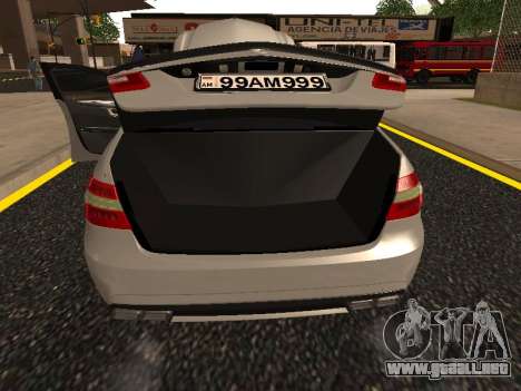 Mercedes-Benz E63 Armenian para GTA San Andreas