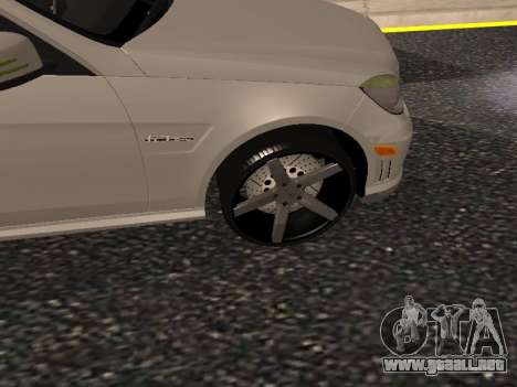 Mercedes-Benz E63 Armenian para GTA San Andreas