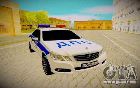 Mercedes-Benz E500 para GTA San Andreas