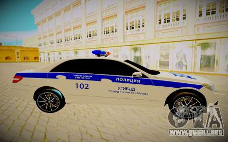 Mercedes-Benz E500 para GTA San Andreas