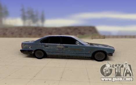 BMW E34 520 Damaged para GTA San Andreas