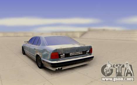 BMW E34 520 Damaged para GTA San Andreas