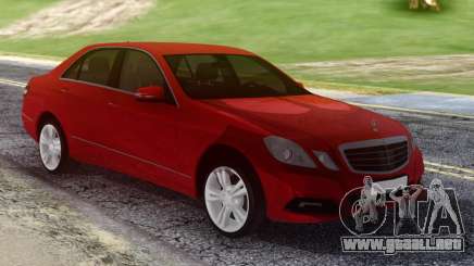 Mercedes-Benz E500 W212 Red para GTA San Andreas