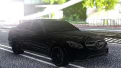 Mercedes-Benz W212 E63S para GTA San Andreas