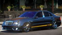 Mercedes Benz E63 Black Edition para GTA 4