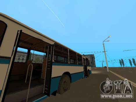 LiAz 677M Bus para GTA San Andreas