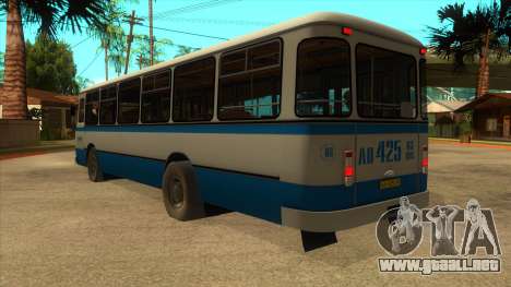 LiAz 677M Bus para GTA San Andreas