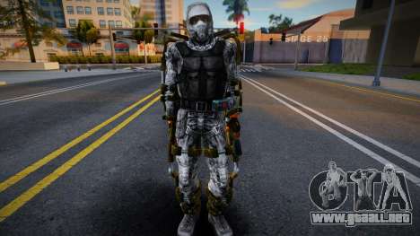 Miembro del grupo X7 en un exoesqueleto ligero para GTA San Andreas