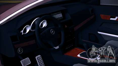 Mercedes-Benz E500 (C207) Coupe para GTA Vice City