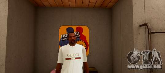 Realistic Gucci Tshirt White para GTA San Andreas Definitive Edition