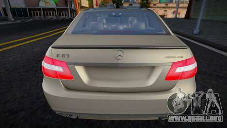 Mercedes-Benz E63 AMG  (Illegal) para GTA San Andreas