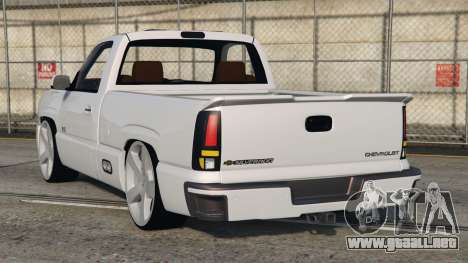 Chevrolet Silverado Light Gray